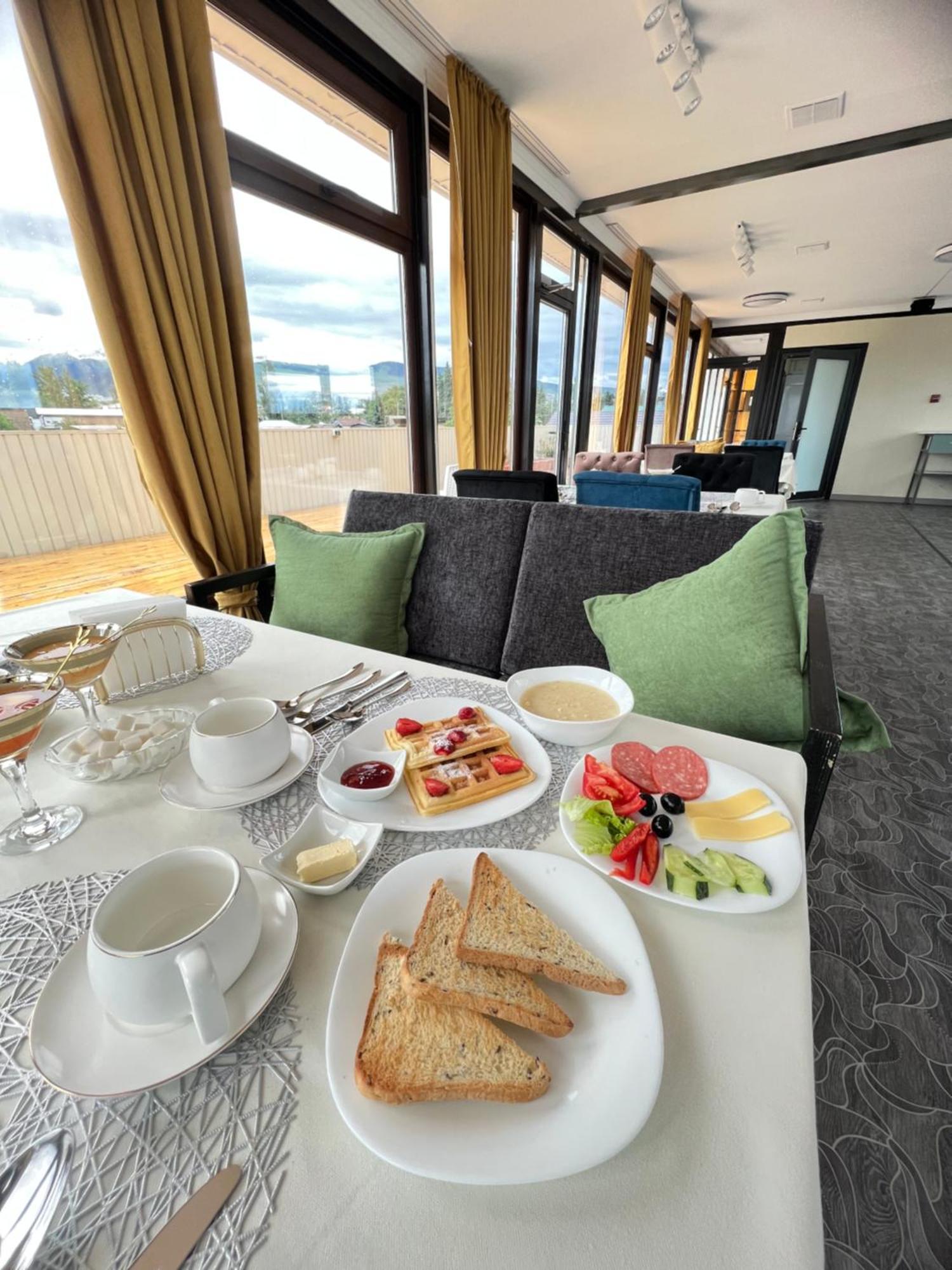 Mongu Hotel 카라콜 외부 사진